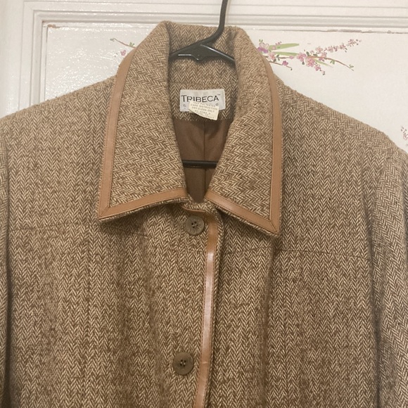 Vintage Women Coat - Picture 4 of 9